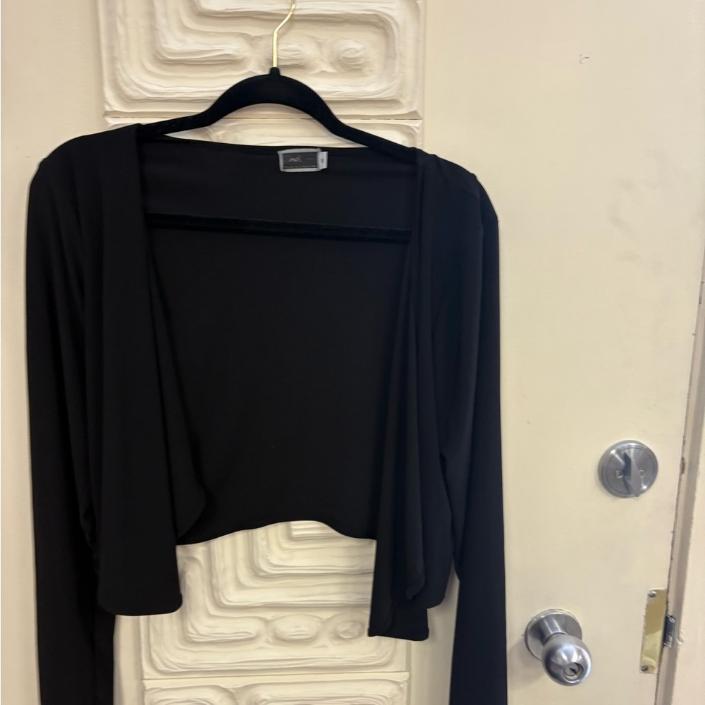 Sympli Black Fitted Long Sleeve Crop Top